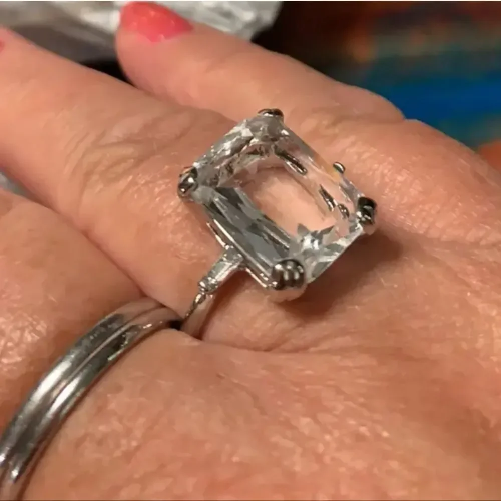 Exaggerated large cut stunning diamond wedding ring